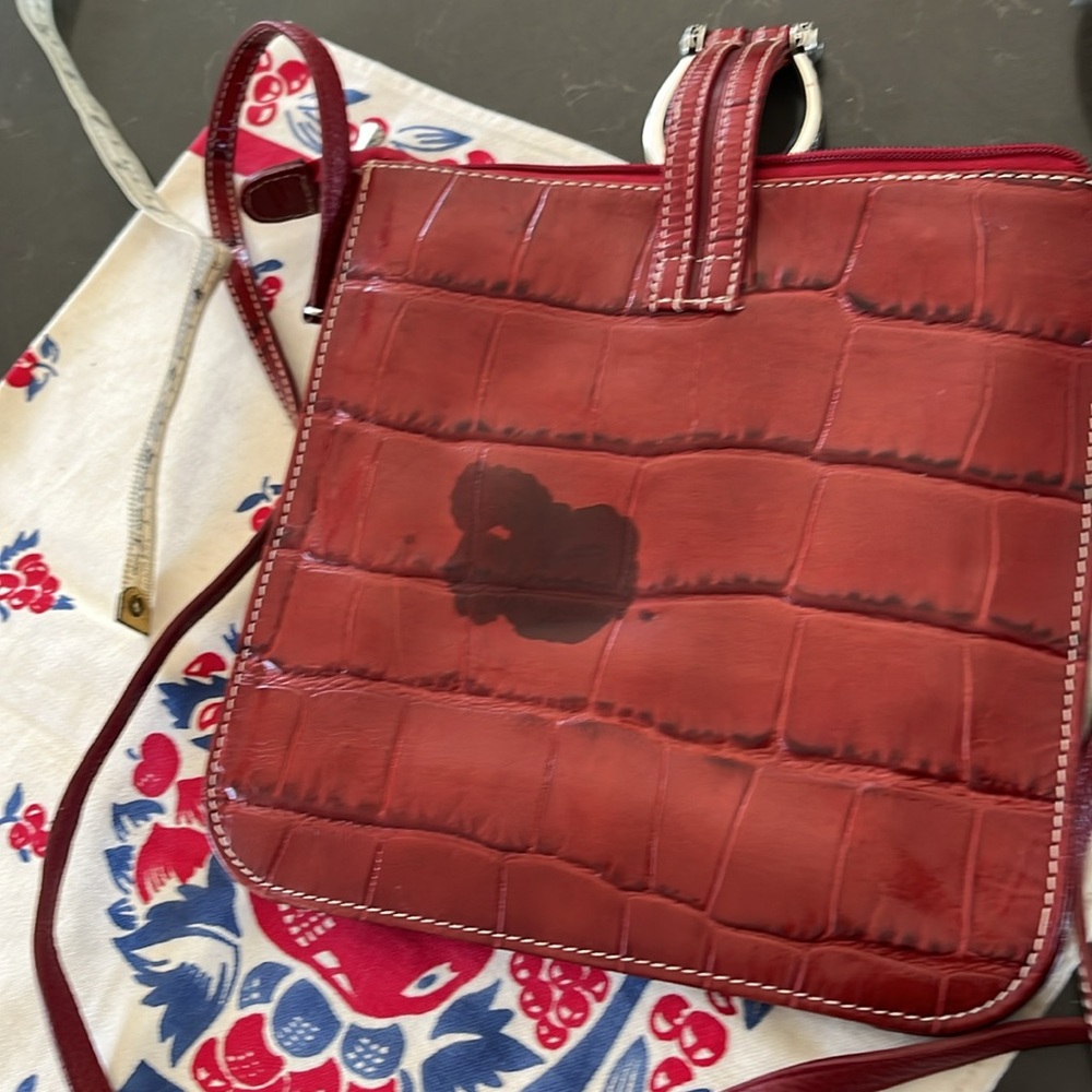 Brighton Crossbody Bag with Leather Material and Silver Hardware - Picture 4 of 5